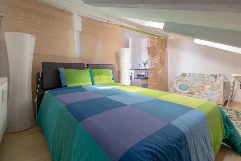 Lovely Spacious 3Room Loft Under Roof-100M2-Touristarea Rauth Dış mekan fotoğraf