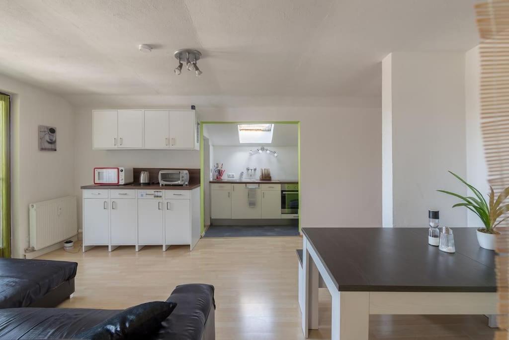 Lovely Spacious 3Room Loft Under Roof-100M2-Touristarea Rauth Dış mekan fotoğraf